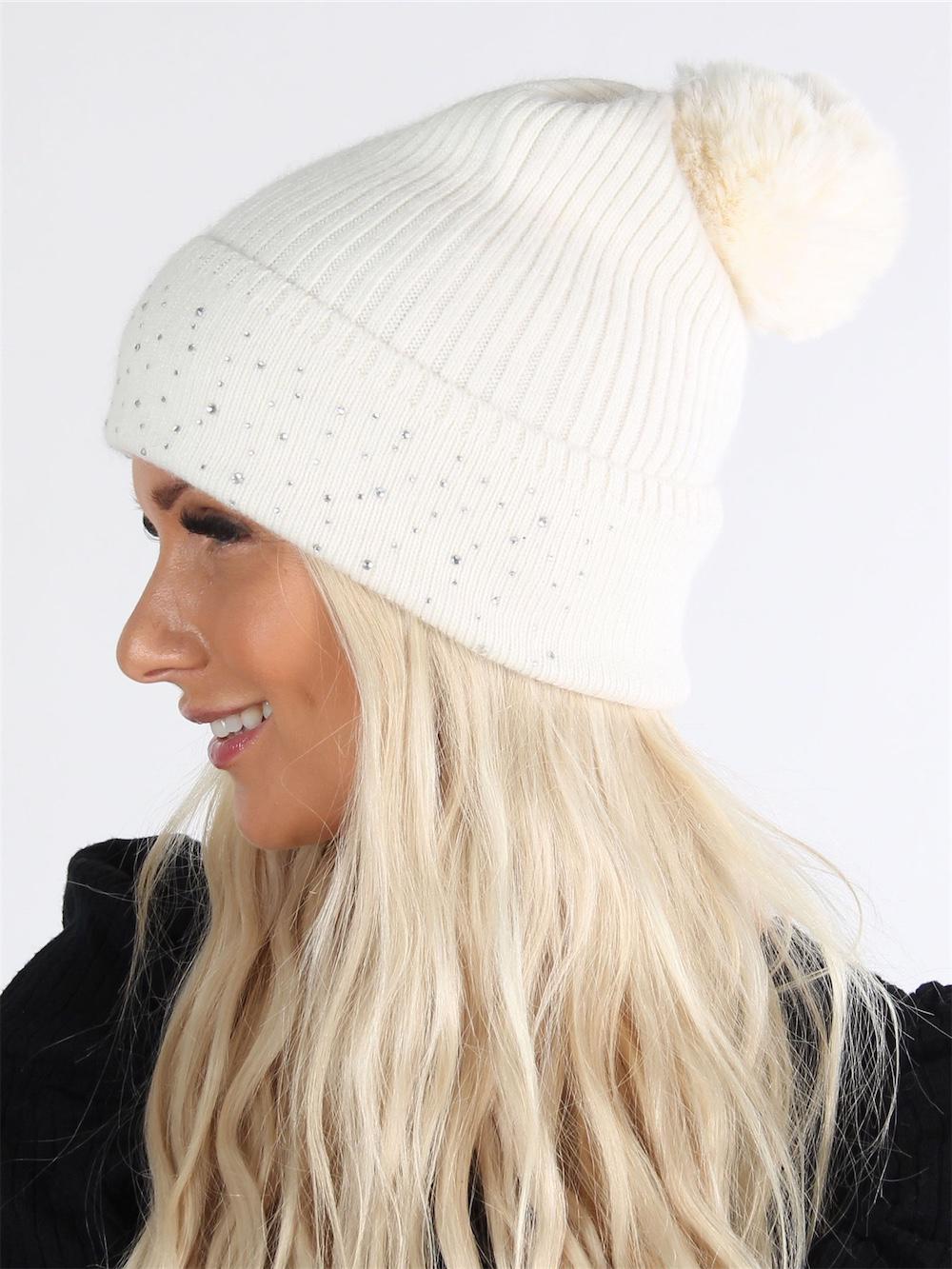 Fahira - Beigefarvet blød strikhue med similisten og faux fur